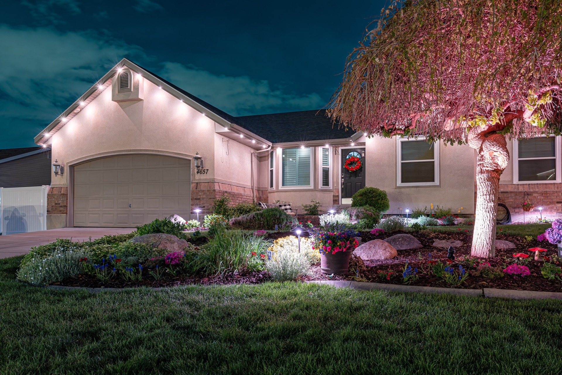 East Tennessee Landscape Lighting | Smart Outdoor Lighting by Trimlight